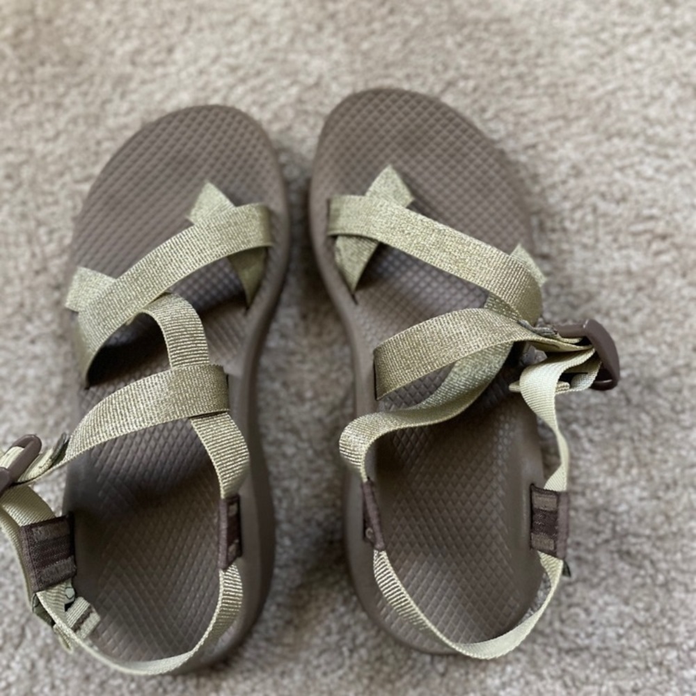 Chaco a clouds gold